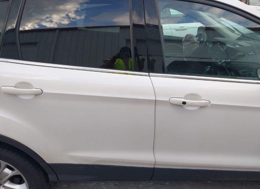 Photo 13 of 2016 Ford Escape TITANIUM (VIN 1FMCU0JX5GUA07621)