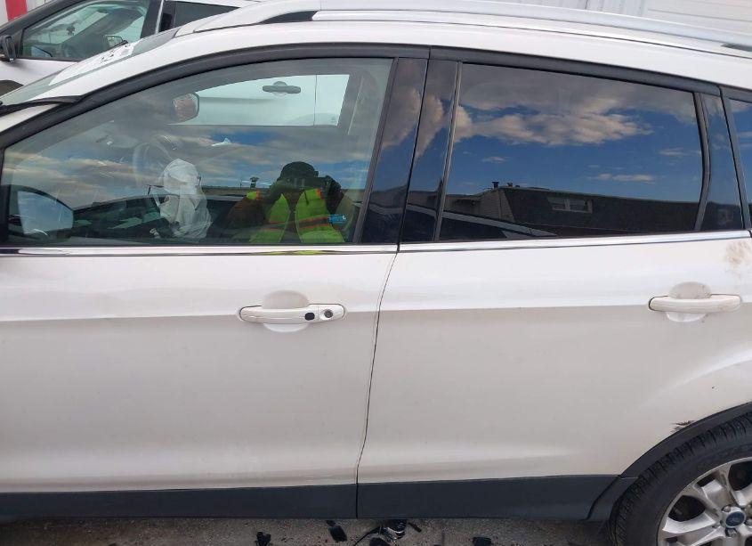 Photo 14 of 2016 Ford Escape TITANIUM (VIN 1FMCU0JX5GUA07621)