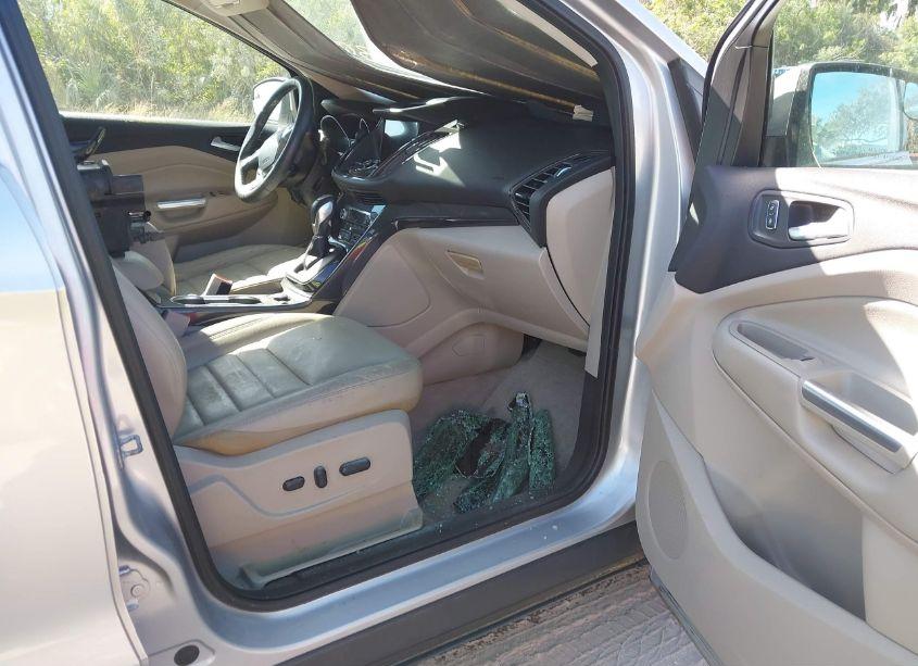 Photo 5 of 2016 Ford Escape TITANIUM (VIN 1FMCU0JX5GUC20083)