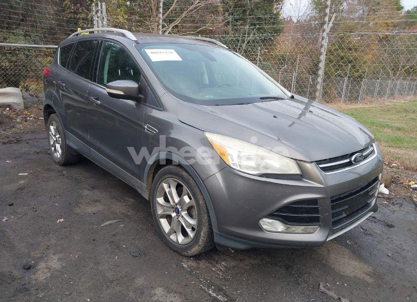 2014 Ford Escape TITANIUM (VIN 1FMCU0JXXEUA73644) main photo