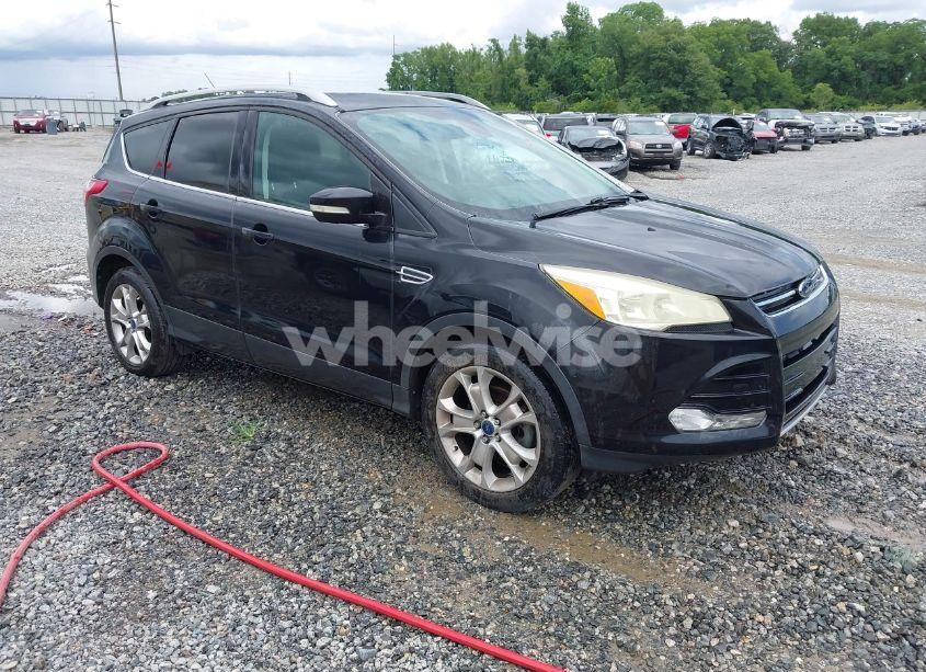 2015 Ford Escape TITANIUM (VIN 1FMCU0JXXFUB10676) main photo