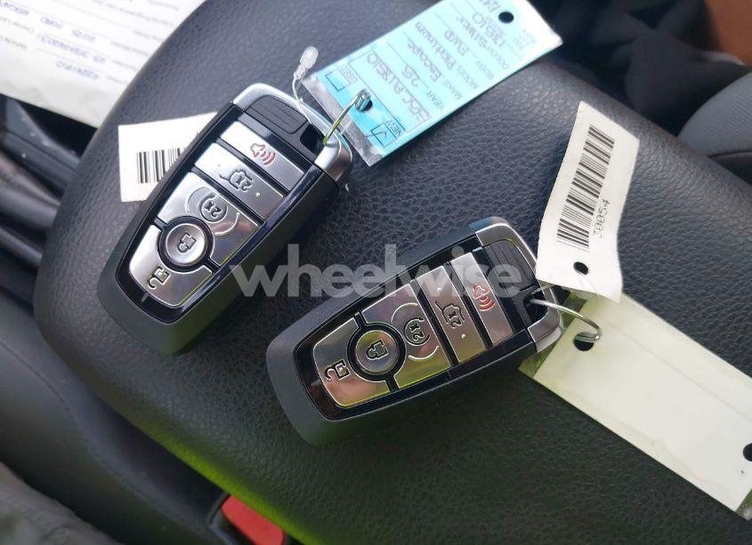 Photo 11 of 2025 Ford Escape PLATINUM (VIN 1FMCU0JZ4SUA18510)