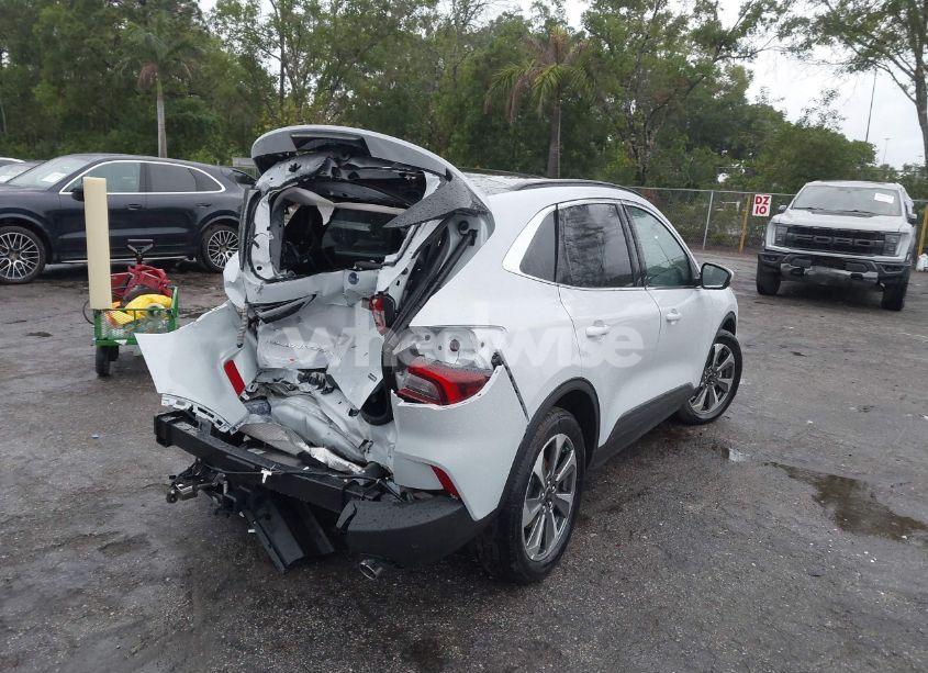 Photo 6 of 2025 Ford Escape PLATINUM (VIN 1FMCU0JZ4SUA18510)