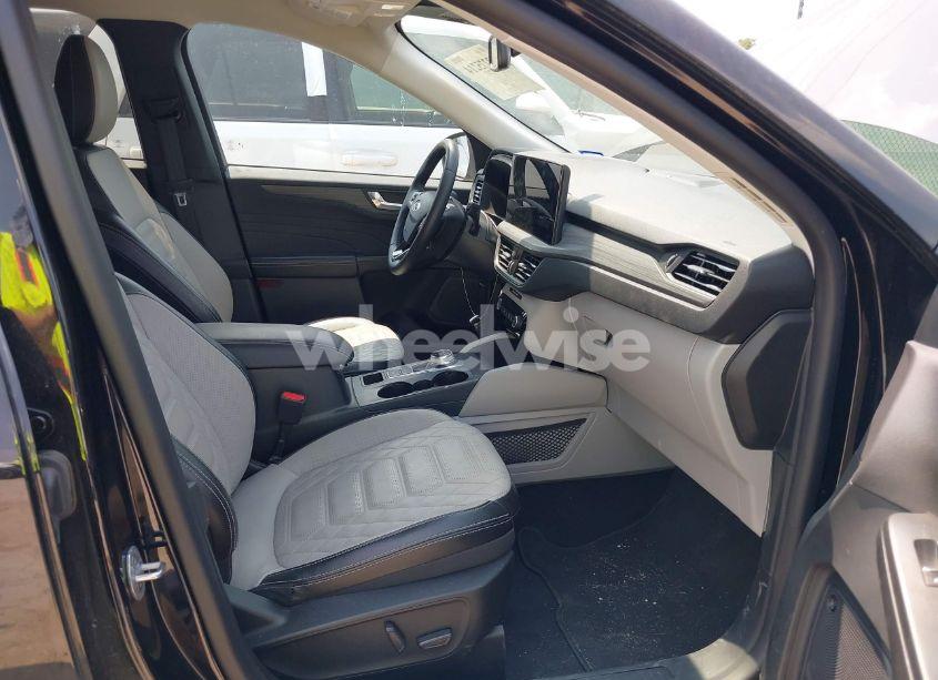 Photo 5 of 2023 Ford Escape PLATINUM (VIN 1FMCU0JZXPUA30782)