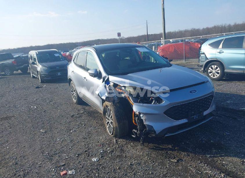 2022 Ford Escape SEL PLUG-IN HYBRID (VIN 1FMCU0KZ3NUA59925) main photo