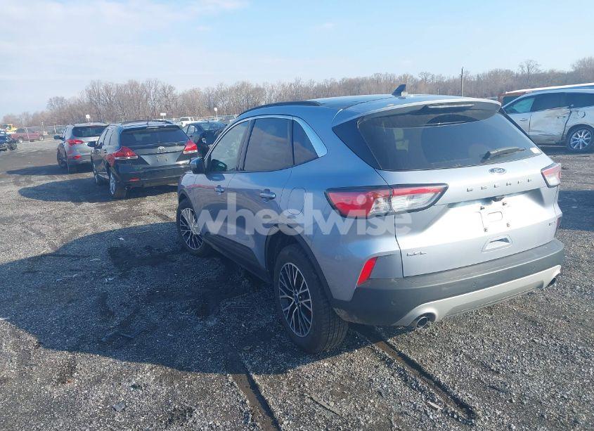 Photo 3 of 2022 Ford Escape SEL PLUG-IN HYBRID (VIN 1FMCU0KZ3NUA59925)