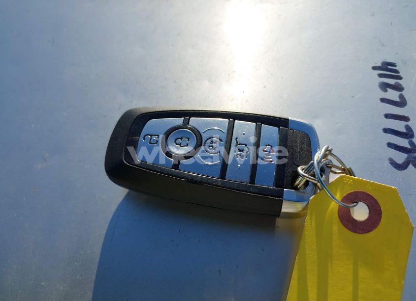 Photo 11 of 2022 Ford Escape SEL PLUG-IN HYBRID (VIN 1FMCU0KZ4NUA18249)