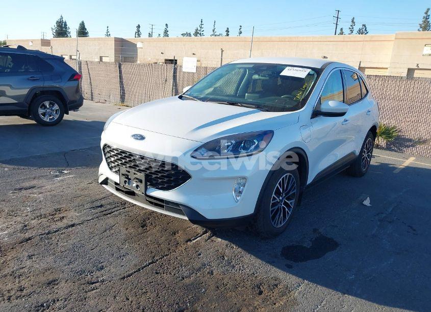 Photo 2 of 2022 Ford Escape SEL PLUG-IN HYBRID (VIN 1FMCU0KZ4NUA18249)