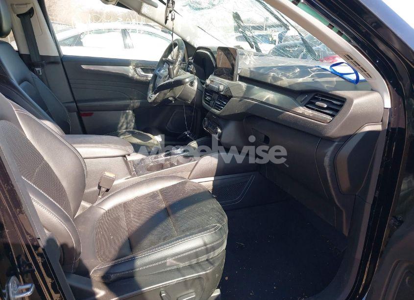 Photo 5 of 2022 Ford Escape TITANIUM PLUG-IN HYBRID (VIN 1FMCU0LZ1NUB74053)