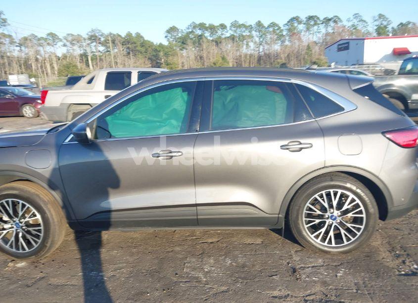 Photo 14 of 2022 Ford Escape TITANIUM PLUG-IN HYBRID (VIN 1FMCU0LZ3NUB95860)