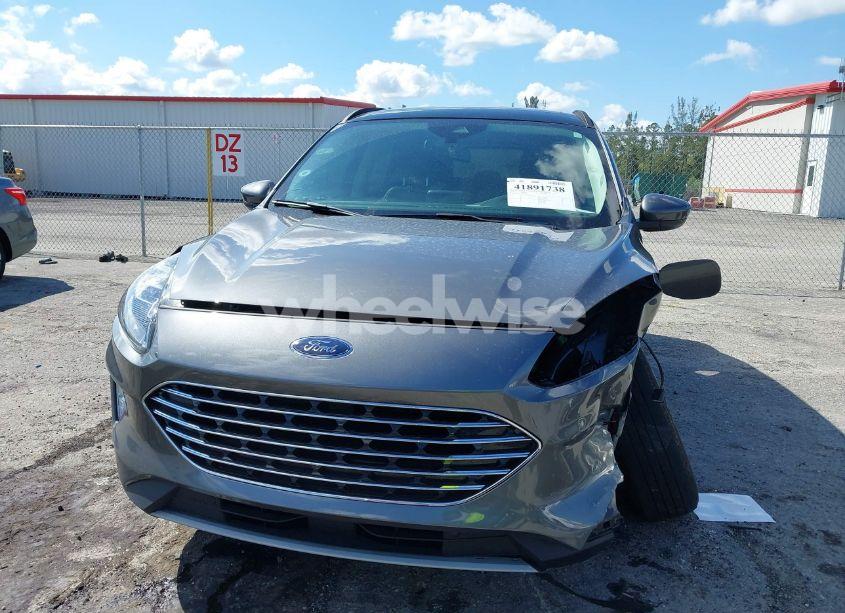 Photo 13 of 2022 Ford Escape TITANIUM PLUG-IN HYBRID (VIN 1FMCU0LZXNUB94916)