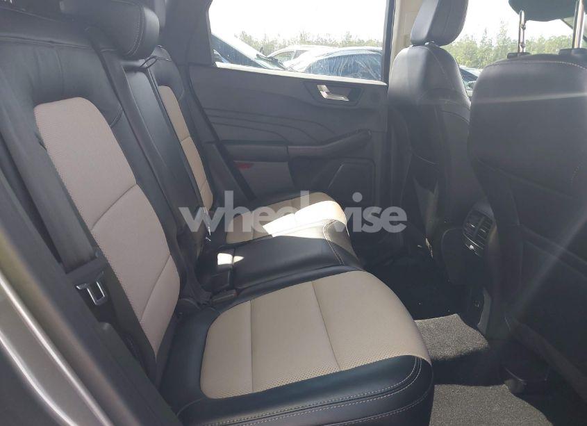 Photo 8 of 2022 Ford Escape TITANIUM PLUG-IN HYBRID (VIN 1FMCU0LZXNUB94916)