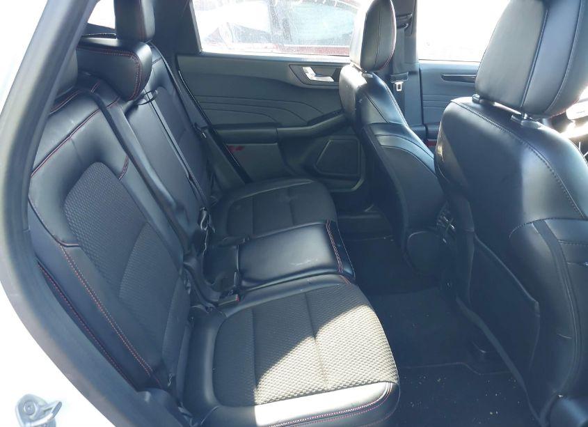 Photo 8 of 2023 Ford Escape ST-LINE (VIN 1FMCU0MN0PUA09268)