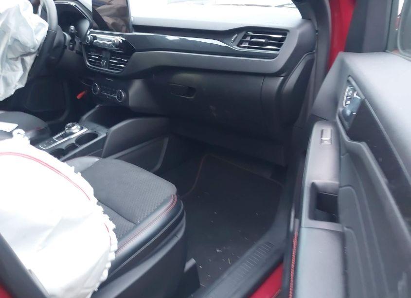 Photo 5 of 2023 Ford Escape ST-LINE (VIN 1FMCU0MN0PUA41119)