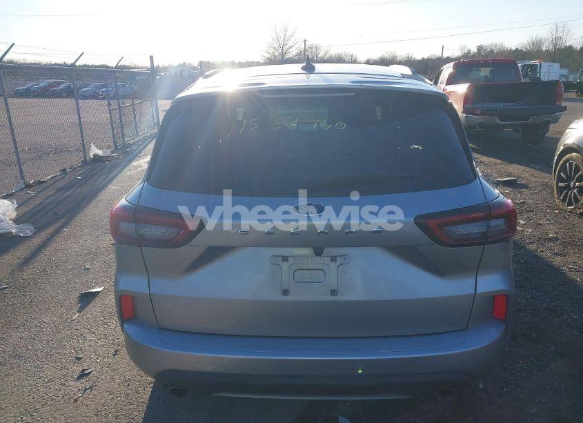 Photo 16 of 2024 Ford Escape ST-LINE (VIN 1FMCU0MN0RUA12254)