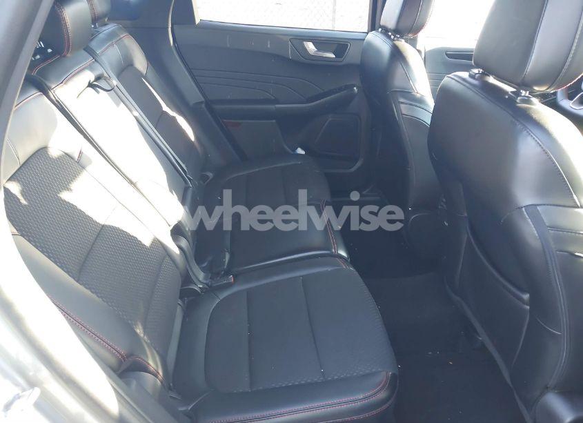 Photo 8 of 2024 Ford Escape ST-LINE (VIN 1FMCU0MN0RUA12254)