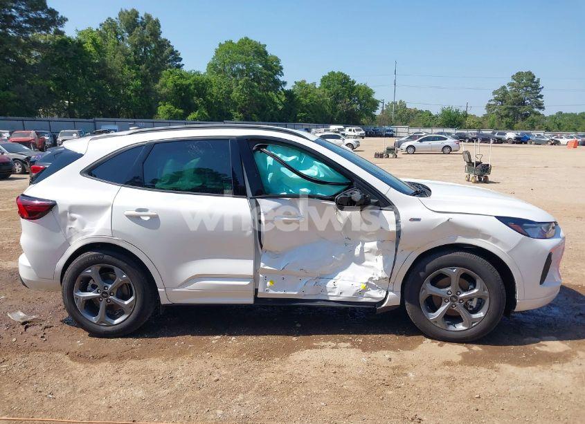 Photo 14 of 2024 Ford Escape ST-LINE (VIN 1FMCU0MN0RUA16062)