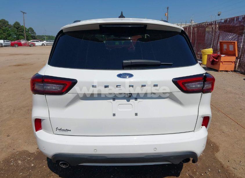 Photo 17 of 2024 Ford Escape ST-LINE (VIN 1FMCU0MN0RUA16062)