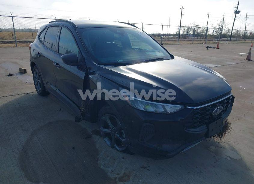 2024 Ford Escape ST-LINE (VIN 1FMCU0MN0RUA83826) main photo
