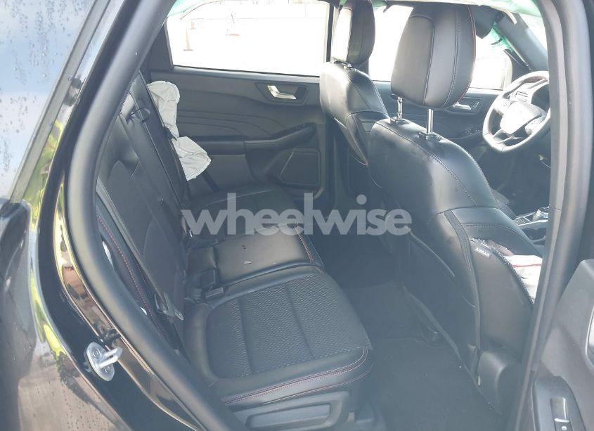 Photo 8 of 2024 Ford Escape ST-LINE (VIN 1FMCU0MN0RUA83826)