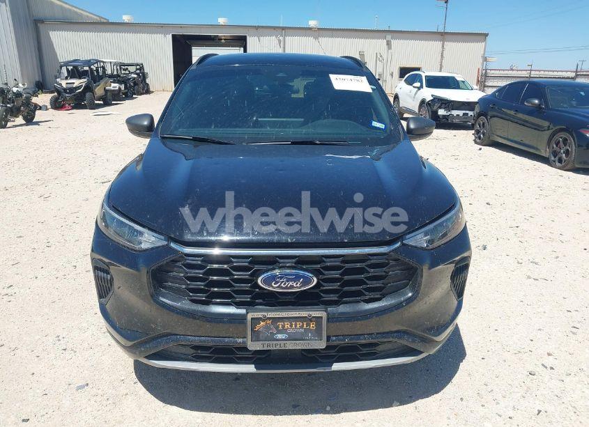 Photo 12 of 2023 Ford Escape ST-LINE (VIN 1FMCU0MN1PUB38541)