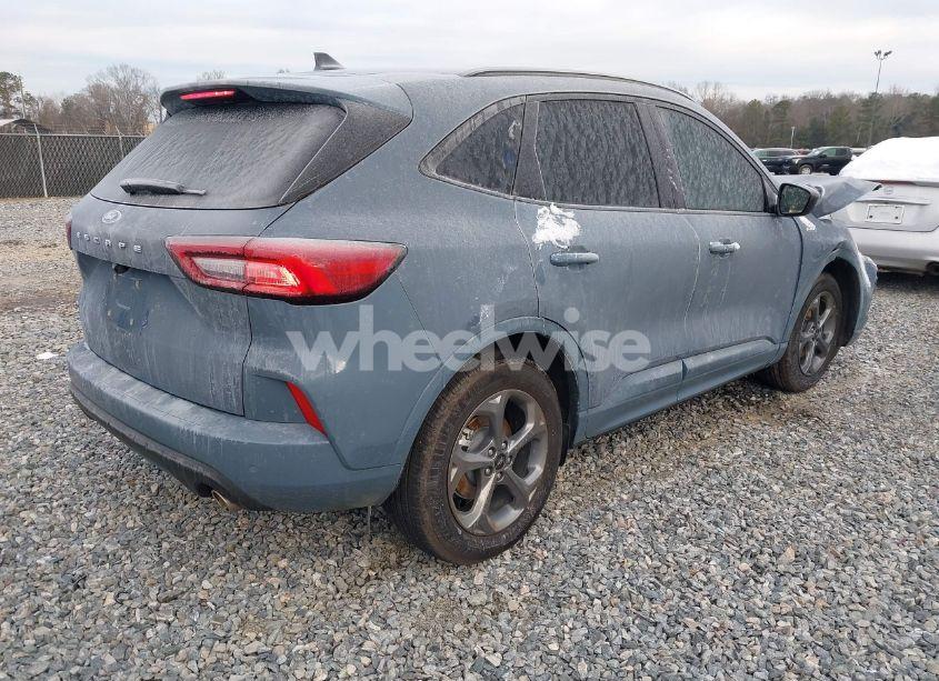 Photo 4 of 2024 Ford Escape ST-LINE (VIN 1FMCU0MN1RUA10495)