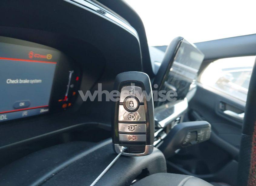 Photo 11 of 2024 Ford Escape ST-LINE (VIN 1FMCU0MN1RUA41682)