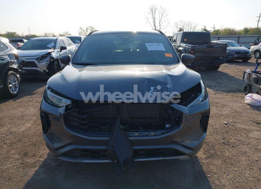Photo 13 of 2024 Ford Escape ST-LINE (VIN 1FMCU0MN1RUA41682)