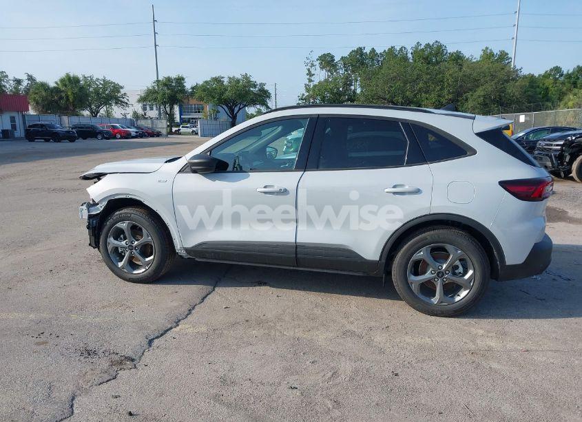 Photo 14 of 2025 Ford Escape ST-LINE (VIN 1FMCU0MN1SUA57032)