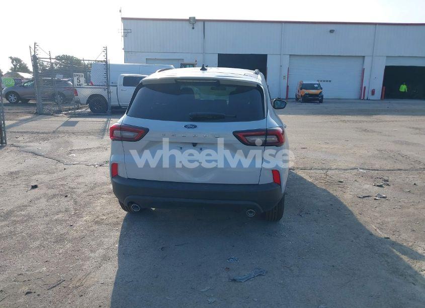 Photo 16 of 2025 Ford Escape ST-LINE (VIN 1FMCU0MN1SUA57032)