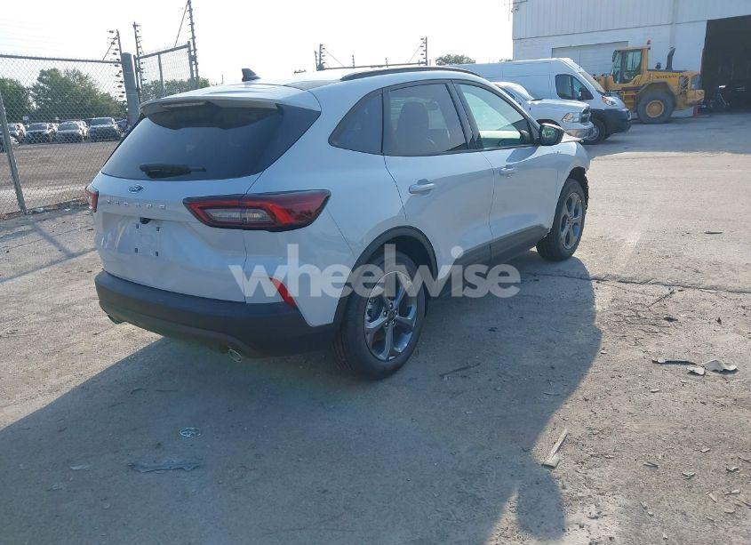 Photo 4 of 2025 Ford Escape ST-LINE (VIN 1FMCU0MN1SUA57032)