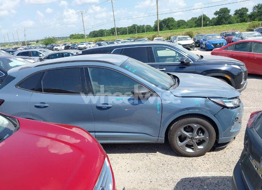 Photo 13 of 2024 Ford Escape ST-LINE (VIN 1FMCU0MN2RUA12045)