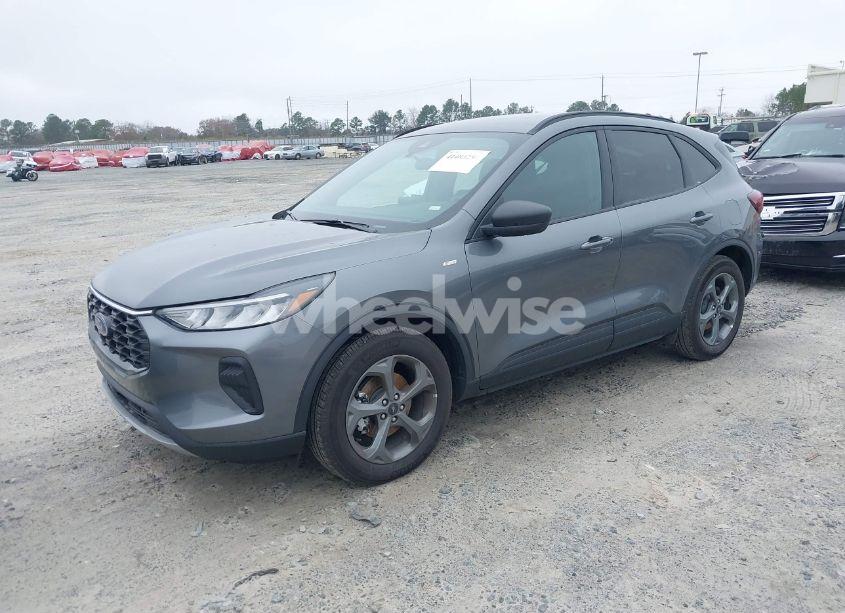 Photo 2 of 2025 Ford Escape ST-LINE (VIN 1FMCU0MN2SUA09653)