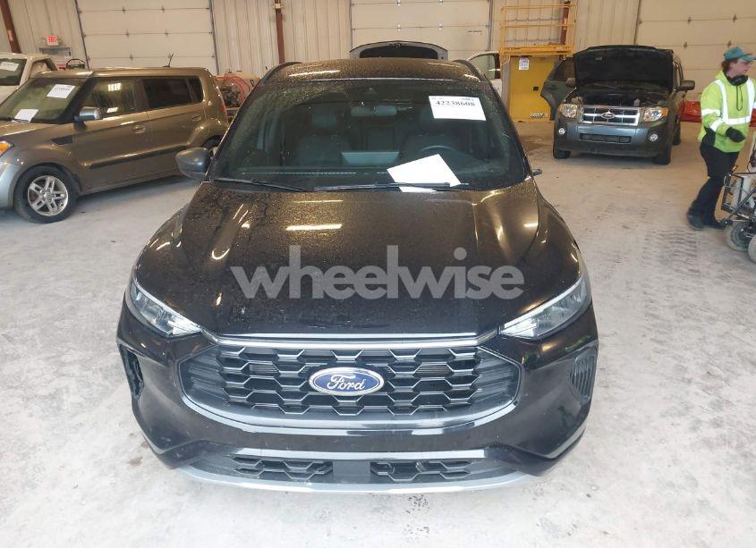 Photo 13 of 2023 Ford Escape ST-LINE (VIN 1FMCU0MN3PUA50641)