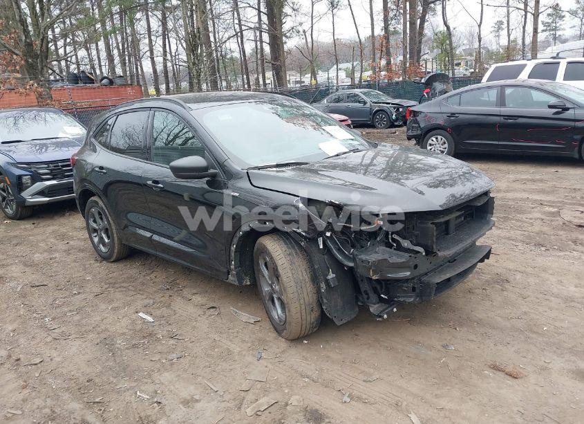 2024 Ford Escape ST-LINE (VIN 1FMCU0MN3RUA51338) main photo