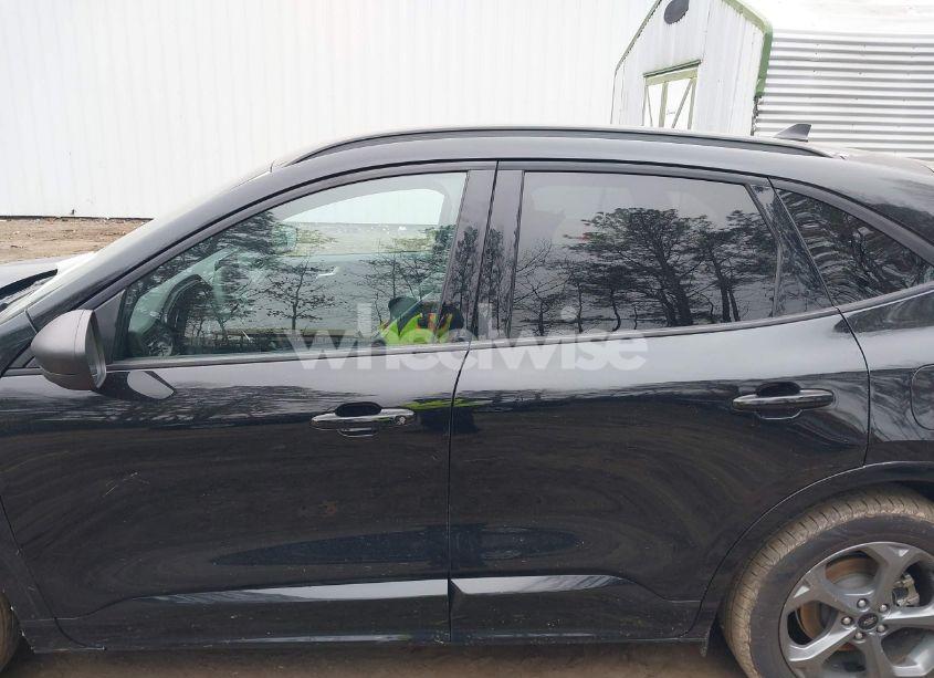 Photo 15 of 2024 Ford Escape ST-LINE (VIN 1FMCU0MN3RUA51338)