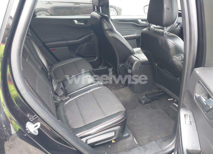 Photo 8 of 2024 Ford Escape ST-LINE (VIN 1FMCU0MN3RUA51338)