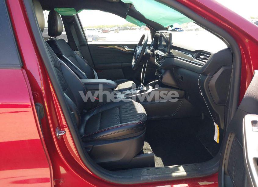 Photo 5 of 2024 Ford Escape ST-LINE (VIN 1FMCU0MN3RUB55912)