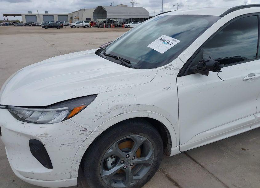 Photo 6 of 2023 Ford Escape ST-LINE (VIN 1FMCU0MN4PUA23268)