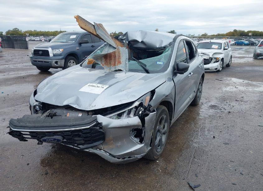 Photo 2 of 2023 Ford Escape ST-LINE (VIN 1FMCU0MN4PUB42485)