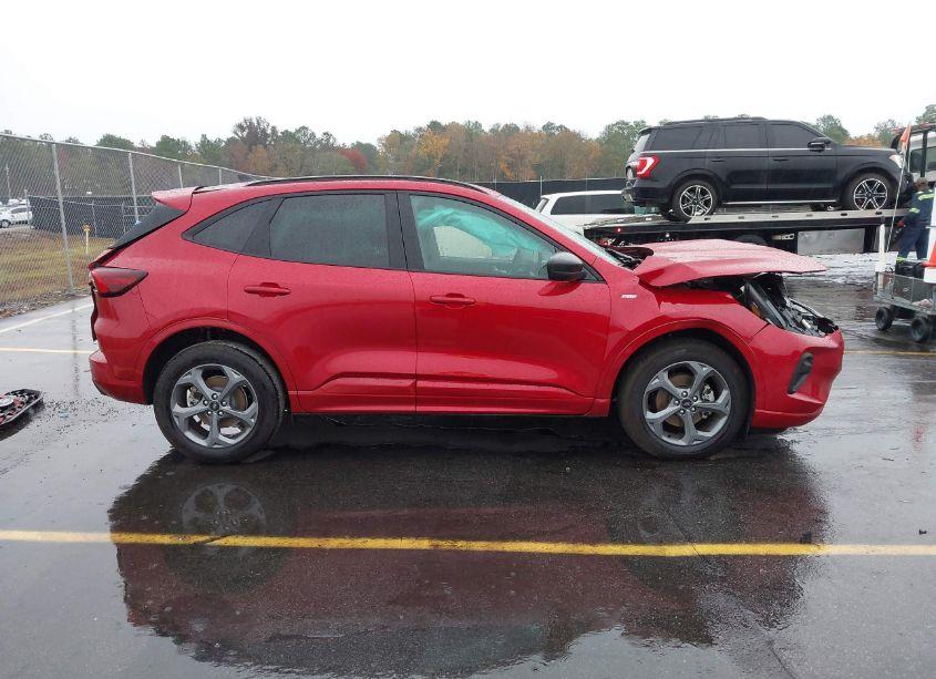 Photo 14 of 2024 Ford Escape ST-LINE (VIN 1FMCU0MN4RUA16145)