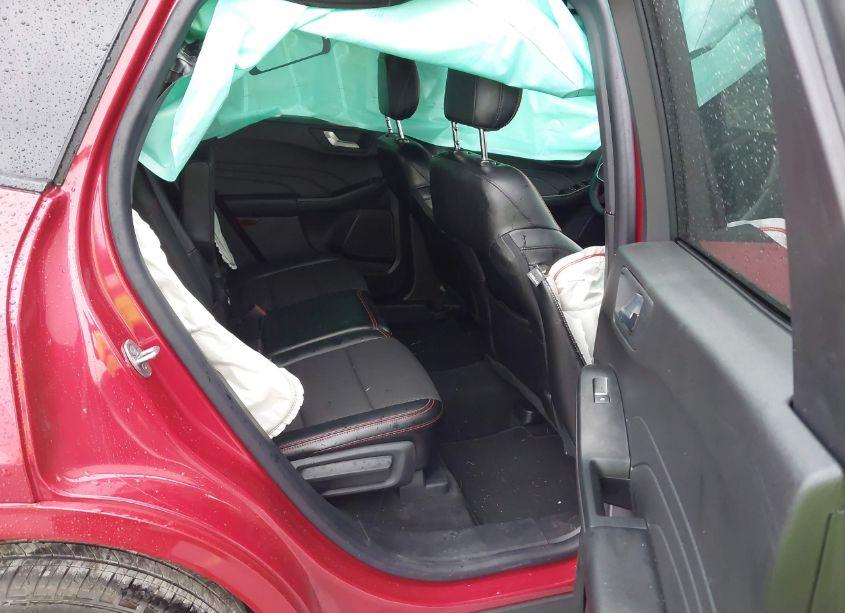 Photo 8 of 2024 Ford Escape ST-LINE (VIN 1FMCU0MN4RUA16145)