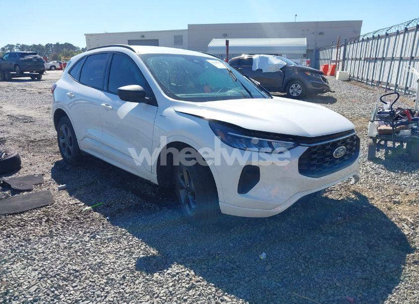 2024 Ford Escape ST-LINE (VIN 1FMCU0MN4RUA68441) main photo