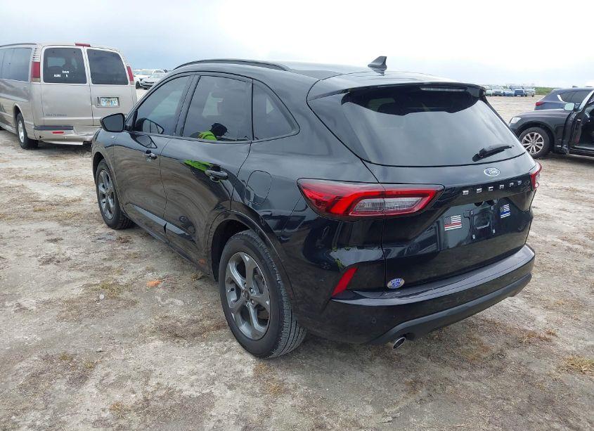 Photo 3 of 2024 Ford Escape ST-LINE (VIN 1FMCU0MN4RUA68620)