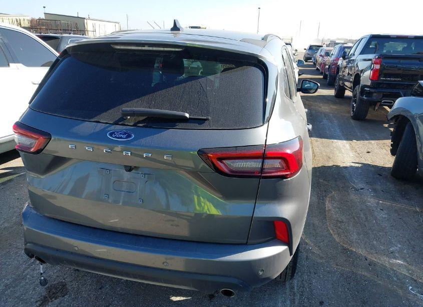 Photo 4 of 2024 Ford Escape ST-LINE (VIN 1FMCU0MN4RUA80475)