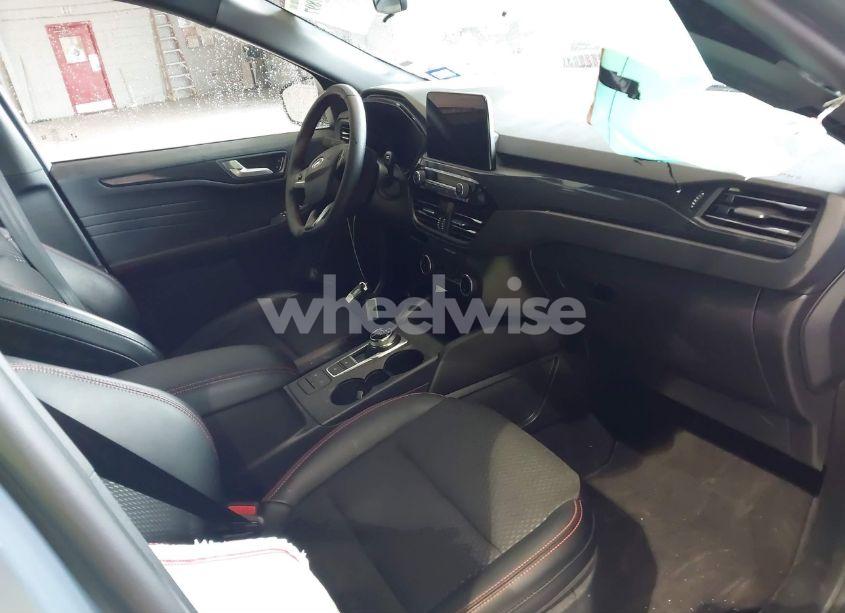 Photo 5 of 2025 Ford Escape ST-LINE (VIN 1FMCU0MN4SUA09461)