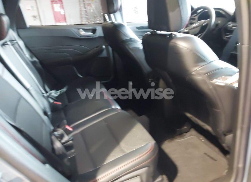 Photo 8 of 2025 Ford Escape ST-LINE (VIN 1FMCU0MN4SUA09461)