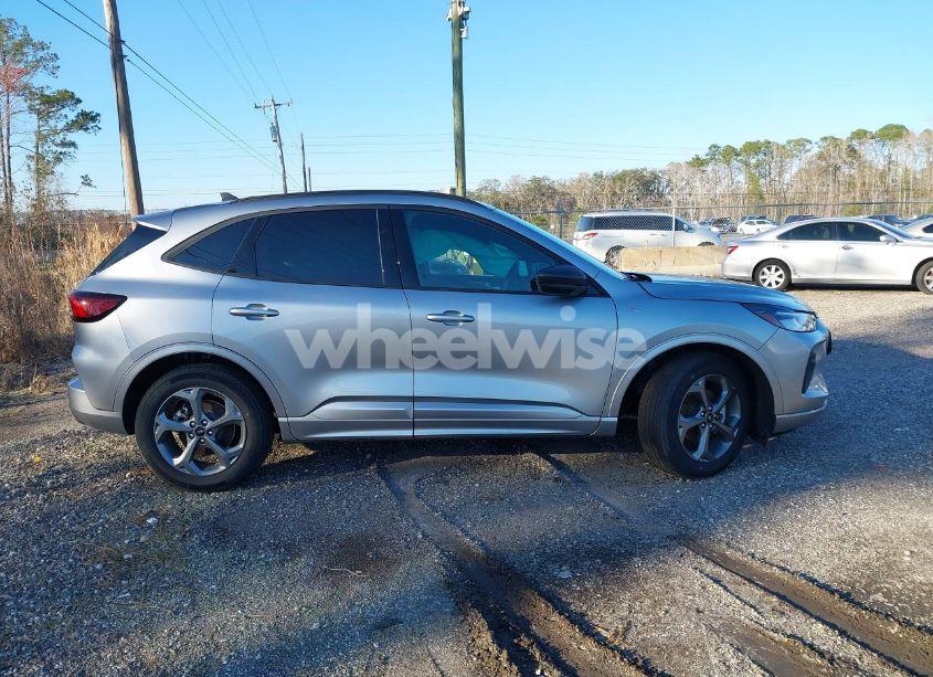 Photo 13 of 2023 Ford Escape ST-LINE (VIN 1FMCU0MN5PUA01151)