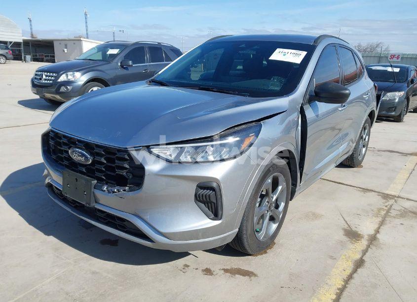 Photo 2 of 2023 Ford Escape ST-LINE (VIN 1FMCU0MN5PUA90218)