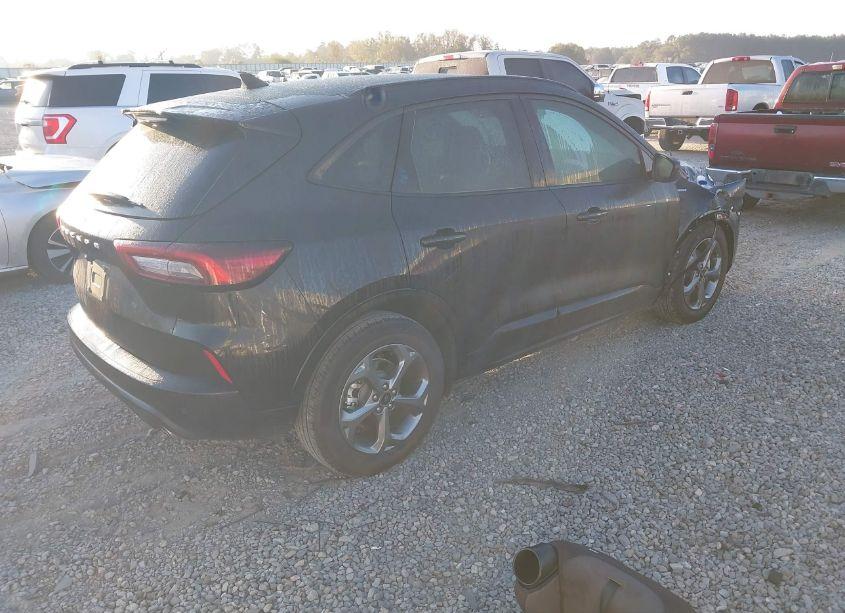Photo 4 of 2024 Ford Escape ST-LINE (VIN 1FMCU0MN5RUA43709)